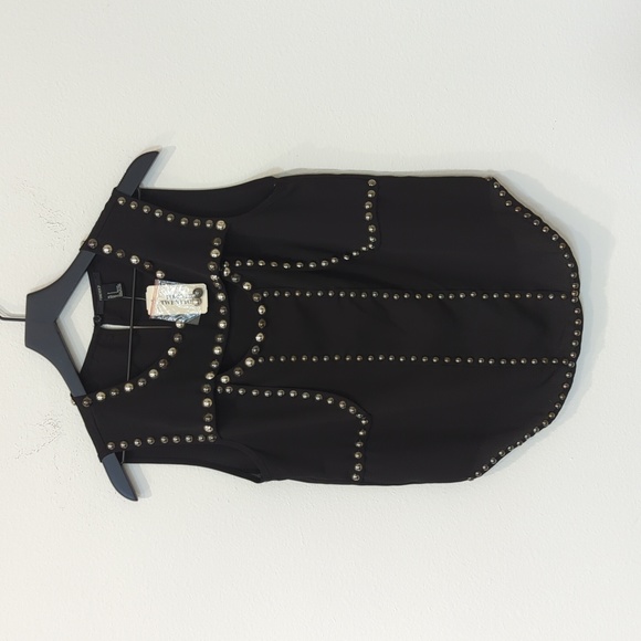 NWT studded cut out top - Picture 8 of 8